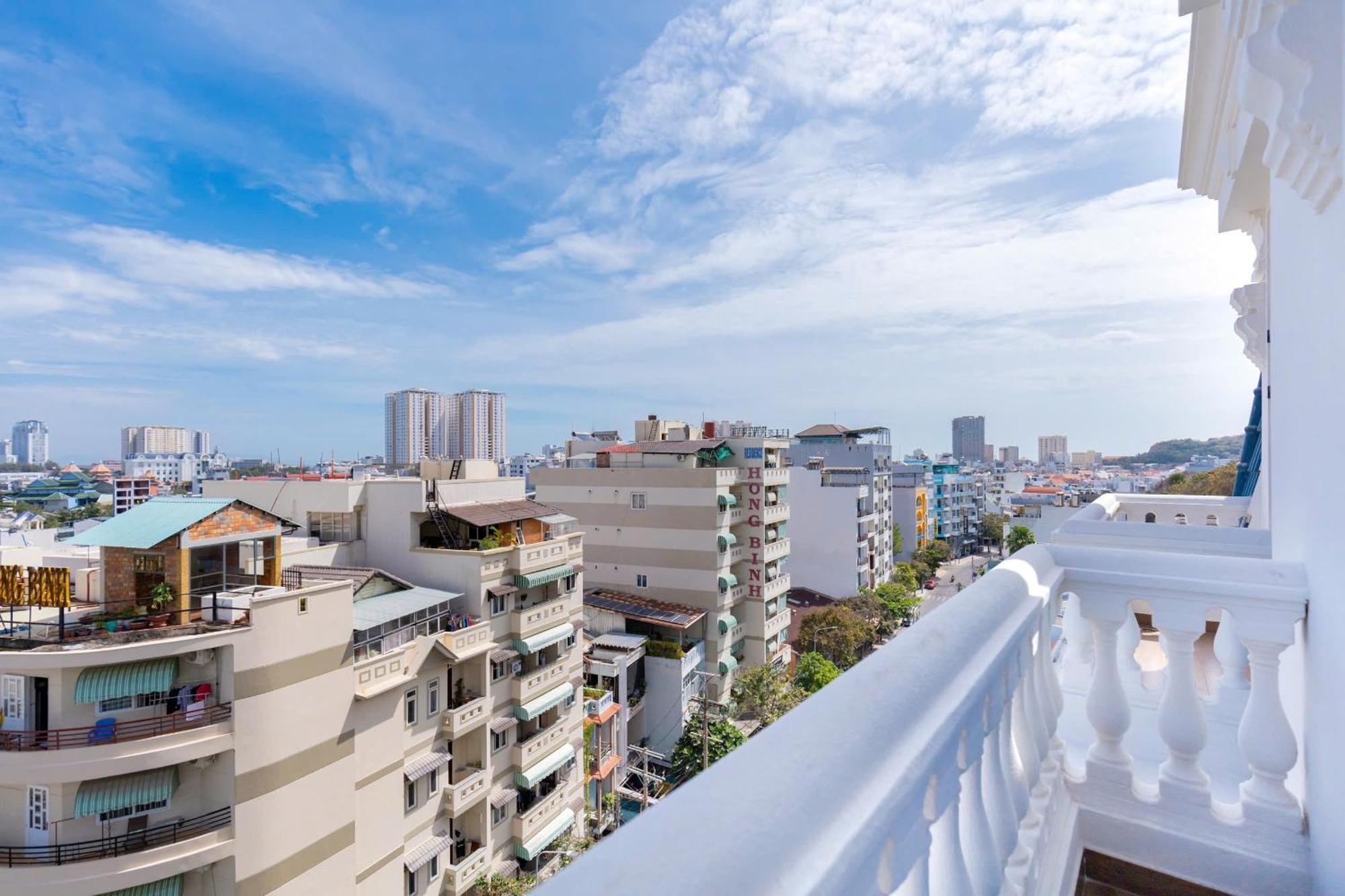 Green Lp Hotel & Apartment Вунгтау Экстерьер фото